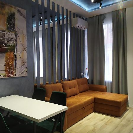 Апартамент З Дизайнерським Ремонтом Lviv Exterior photo